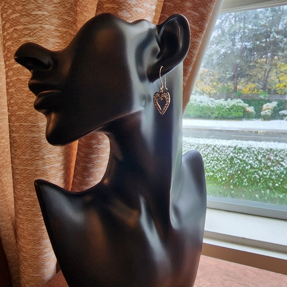 Lovely heartshaped sterling drop earrings - Picture 2 of 8